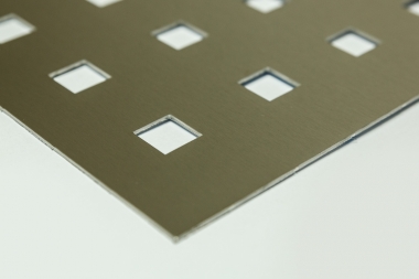 Lochbleche aus 1,5 mm Edelstahl 2000x1000 mm mit verschiedenen Mustern 